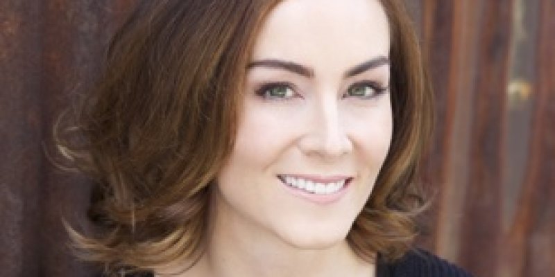 One Day Closer  with Lorinda Stewart and Amanda Lindhout 