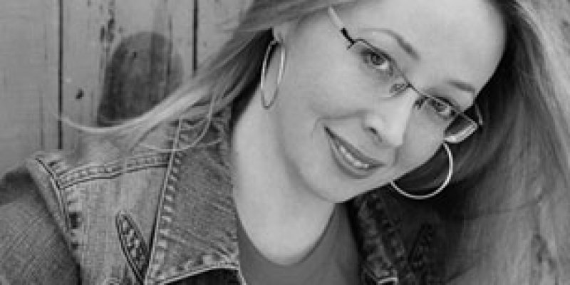 Tips and Tricks for Novel Writing a workshop with Lesley Livingston